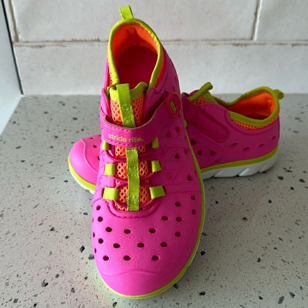 Stride Rite Made 2 Play Phibian Pink Rubber Girls' Water Shoes Outdoors Size 13